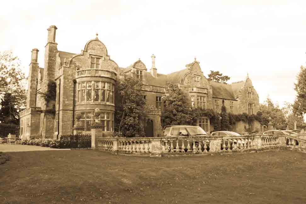 Caradoc Court