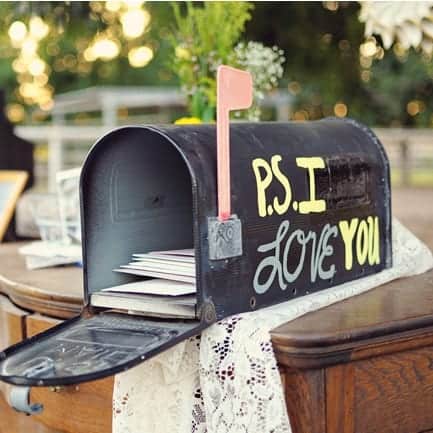 21 Alternative & Unique Guest Book Ideas