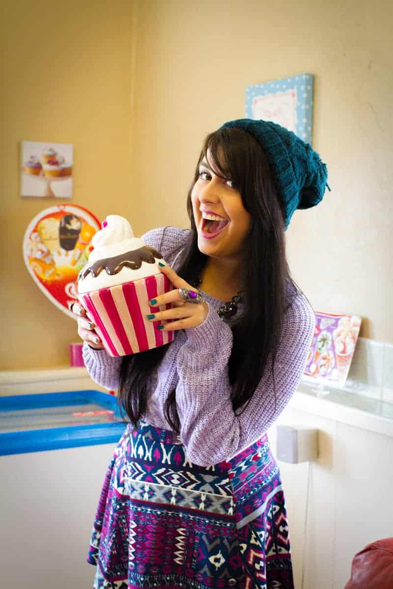 Fashion Friday: Milkshakes, Meals & Mischief! Silver Fox Cafe14