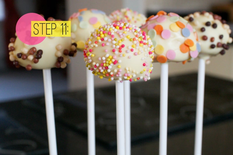 DIY How To Make Cake Pops11