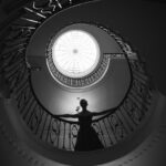 A Dark & Dramatic Black Swan Styled Shoot - Img