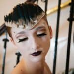 A Dark & Dramatic Black Swan Styled Shoot - Img