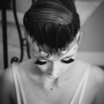 A Dark & Dramatic Black Swan Styled Shoot - Img