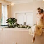 A Dark & Dramatic Black Swan Styled Shoot - Img