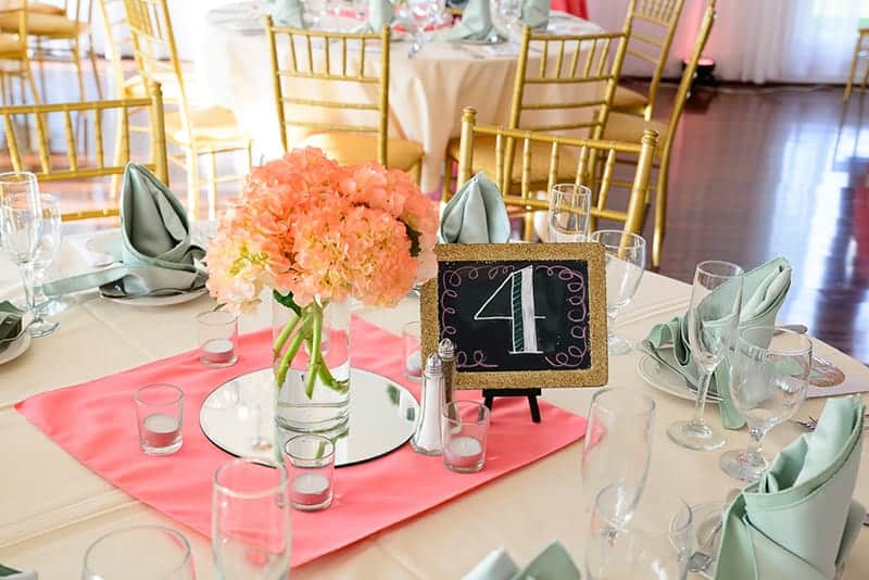 View More: https://benandsophiaphotography.pass.us/leannaandrobwedding