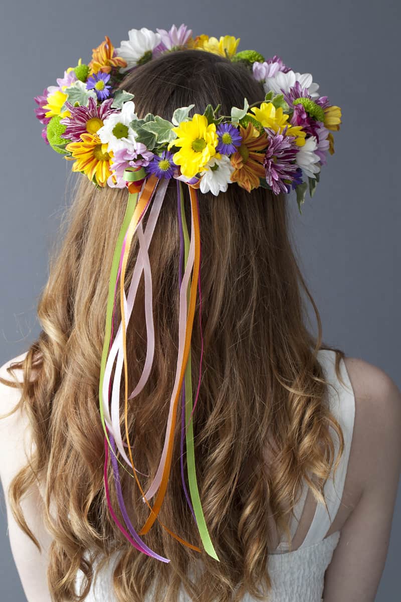 How to Make a Vibrant Hair Garland 