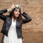 2 Knockout Floral Looks on a Budget! - Floral Flower Crown Inspiration Budget Bride Styled Shoot