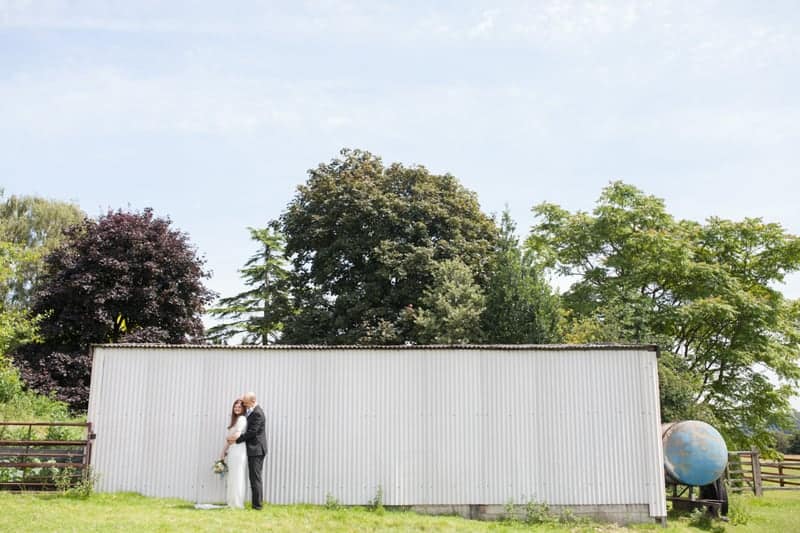 A Handmade & Laid-back Backyard Wedding in a Tipi (20)