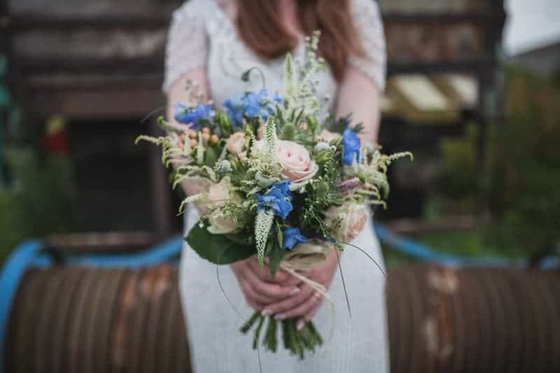 A Handmade & Laid-back Backyard Wedding in a Tipi (36)
