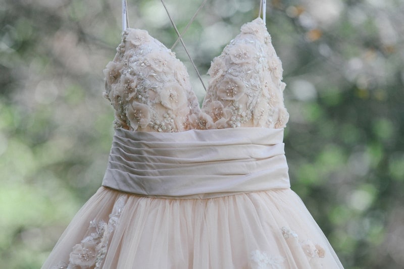 A Moody Fall Woodland Styled Shoot (28)