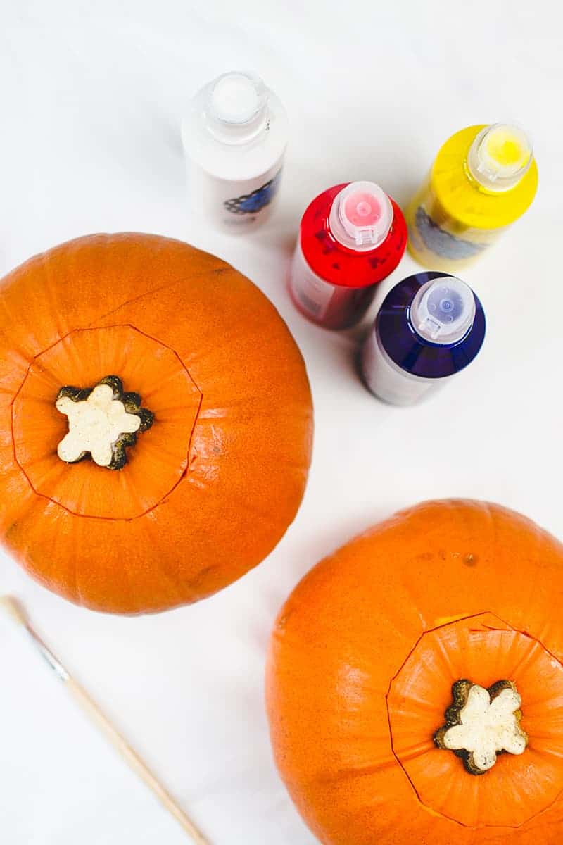 DIY Emoji Pumpkins Halloween Decor Fun Painting Tutorial-1