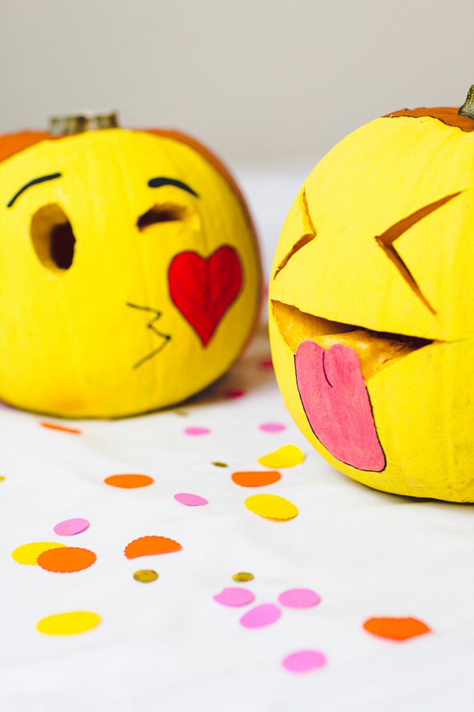 DIY Emoji Pumpkins Halloween Decor Fun Painting Tutorial-6