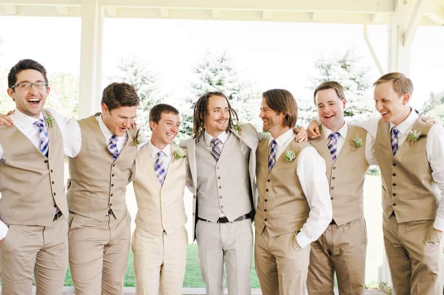 A Rustic & Natural Wedding Filled With Succulents Succulent Laid Back Wedding 11