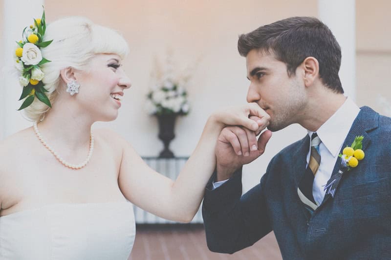 How to host a Mad Men Inspired Wedding (25)