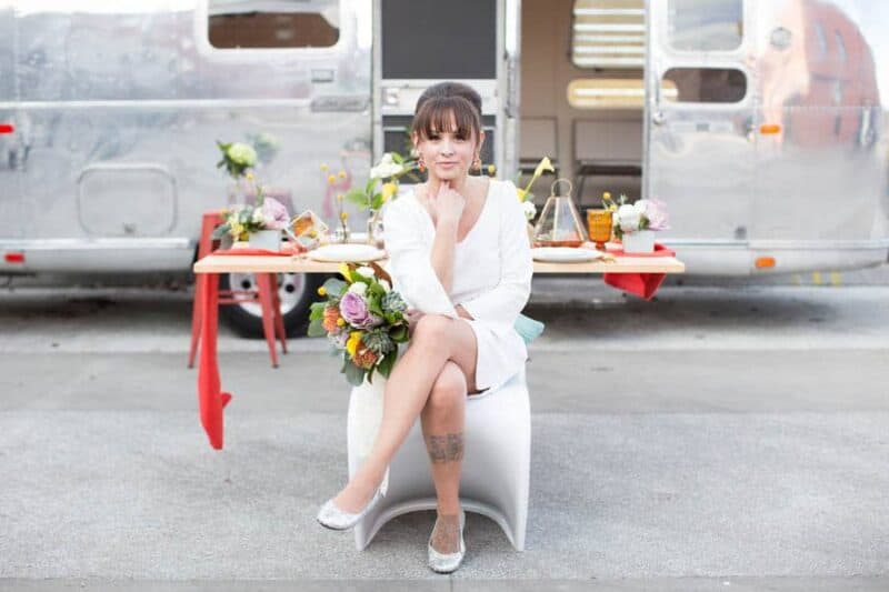 A MODERN GEOMETRIC TWIST ON 60'S STYLE! (10)