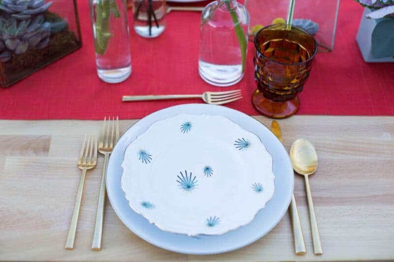 A MODERN GEOMETRIC TWIST ON 60'S STYLE! (13)