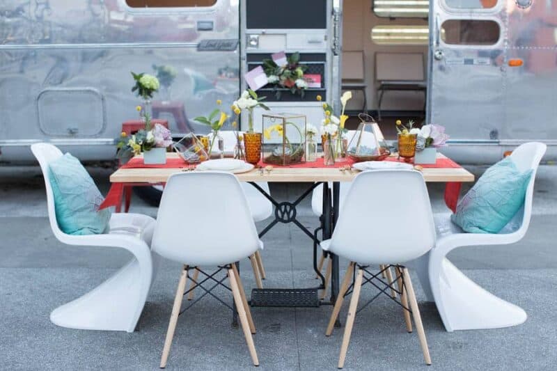 A MODERN GEOMETRIC TWIST ON 60'S STYLE! (22)