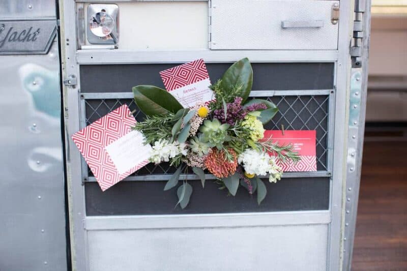 A MODERN GEOMETRIC TWIST ON 60'S STYLE! (23)