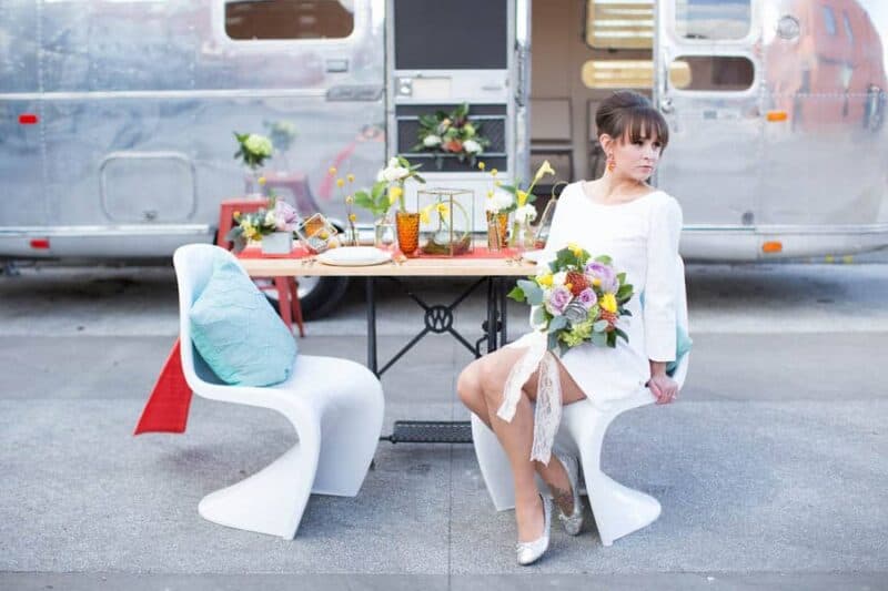 A MODERN GEOMETRIC TWIST ON 60'S STYLE! (8)