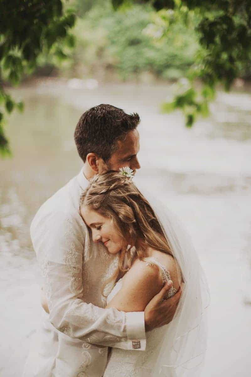 VIRGINIA IS FOR LOVERS! A BRIGHT & BEAUTIFUL TECHNICOLOUR WEDDING IN THE RAIN! - A Bright Beautiful Technicolour Wedding In The Rain