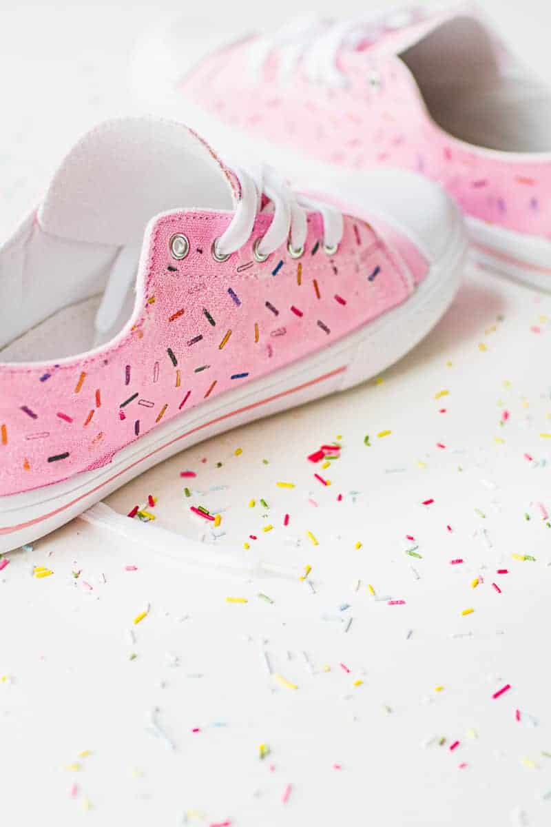 DIY Sprinkle Shoes Sneakers Pink Bridal pumps plimsole funfetti tutorial iron on-4