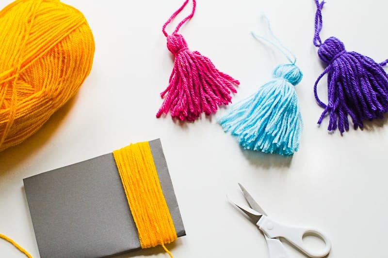 How to make tassels with wool