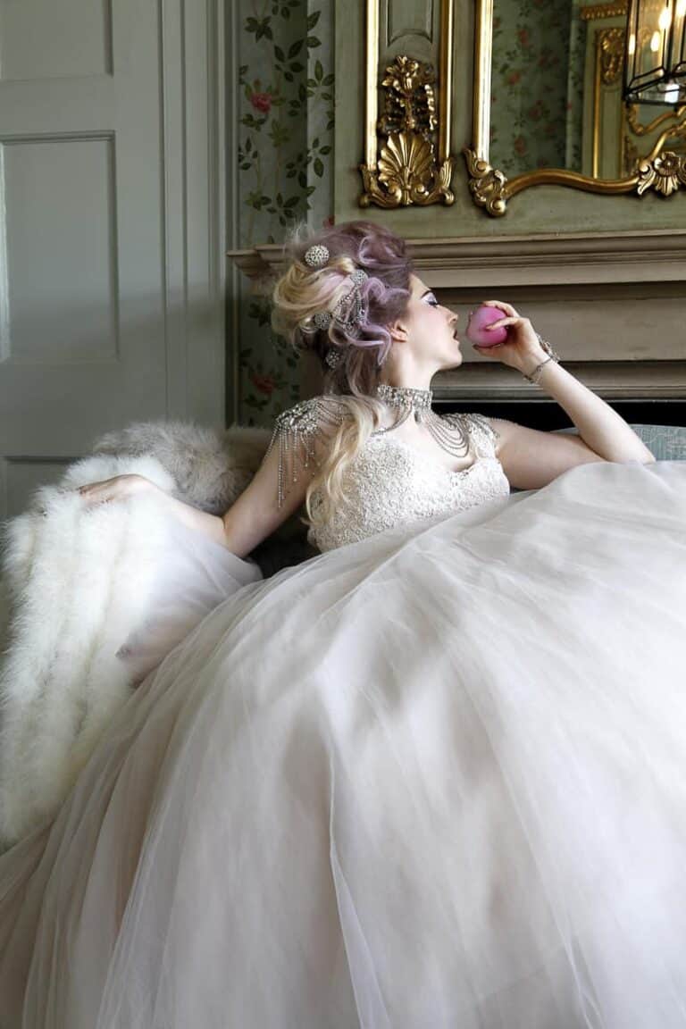MARIE ANTOINETTE INSPIRED SHOOT WITH A PUNK TWIST | Bespoke-Bride ...