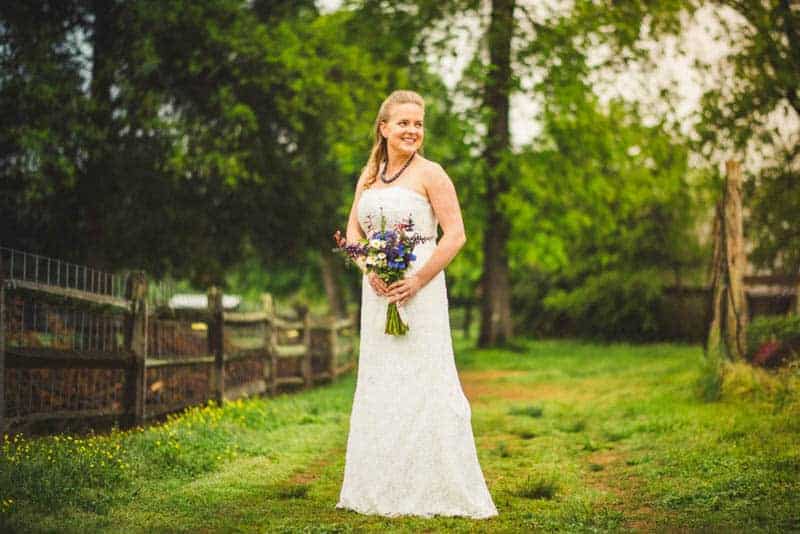 A COOL RAINY ORGANIC SOLAR FARM WEDDING (10)