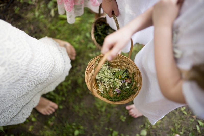 THIS FREE SPIRITED TRAVEL BLOGGER'S BOHEMIAN FOREST WEDDING IS A DREAM COME TRUE! (15)