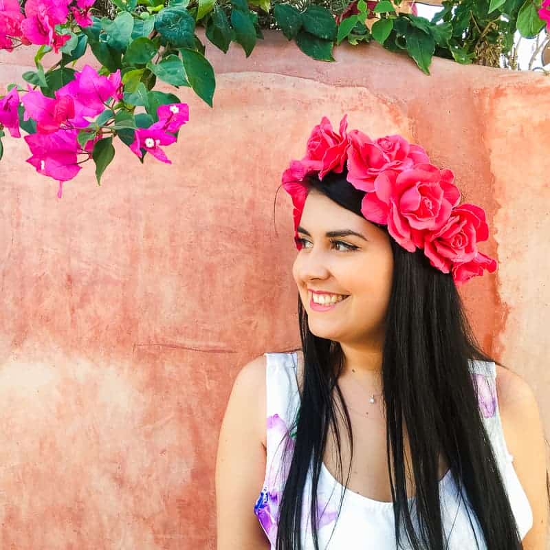 Santorini Oia Travel Guide Reccomendations Honeymoon Colourful Place Greece_-107