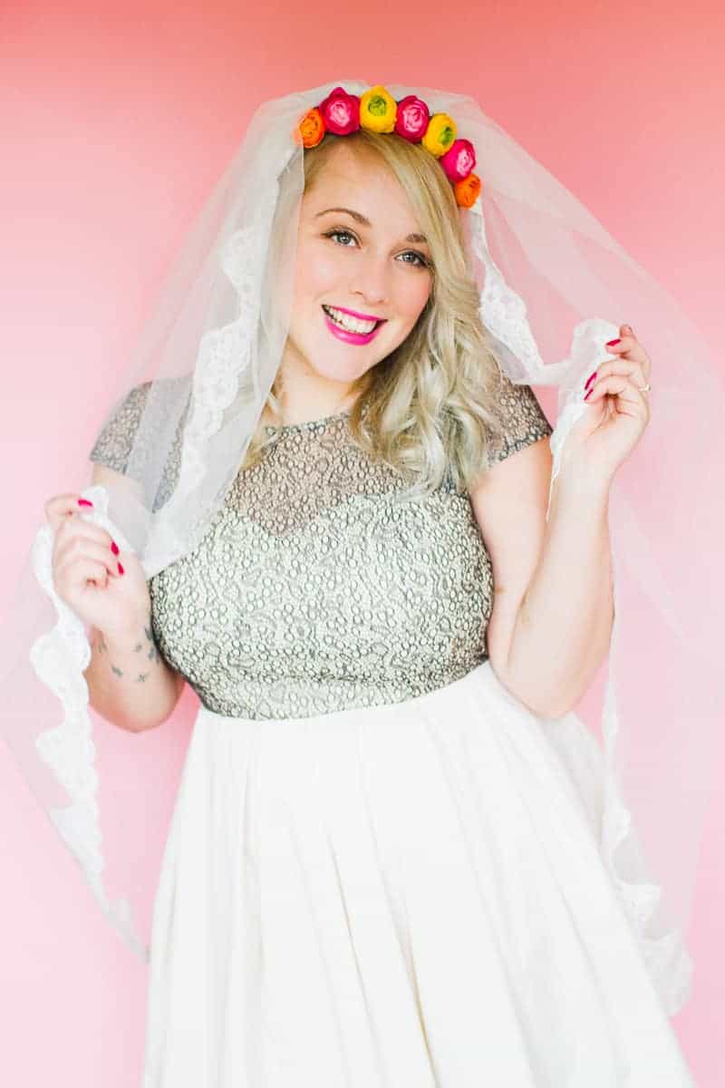 Styling wedding veils with floral flower crowns giant bows and boho headpieces for the modern bride britten weddings-3