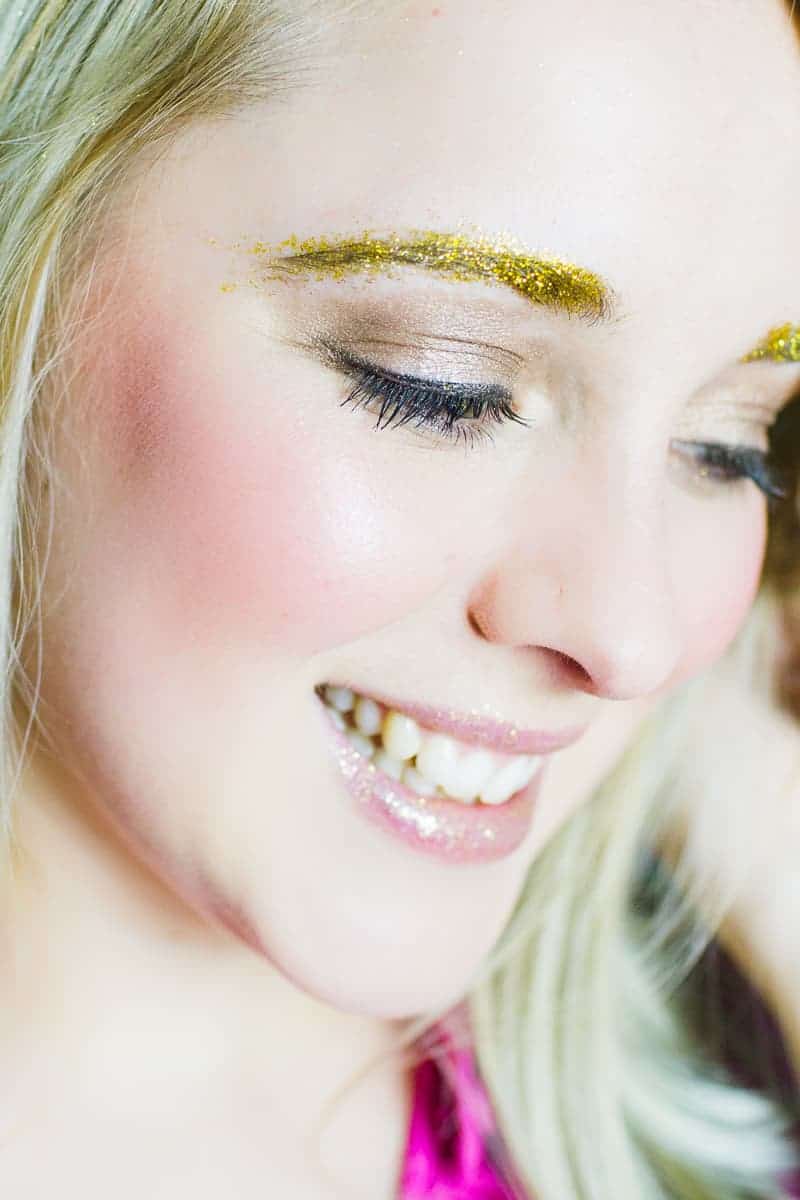 Christmas makeup looks glitter gold ways to wear hairline eyeshadow lipstick nails fun golden sparkle-3