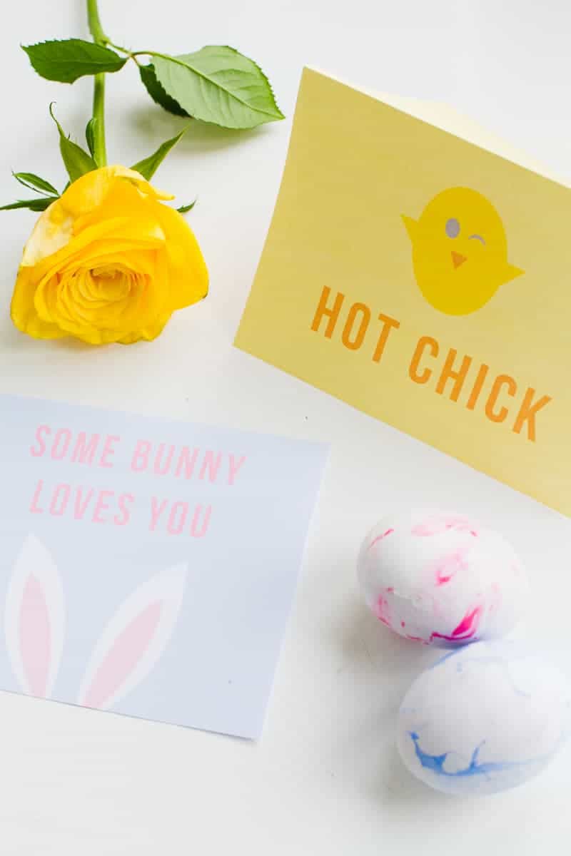 Free Printable Easter Cards Puns Some bunny loves you hot chick don't worry be hoppy pastel greeting fun-1
