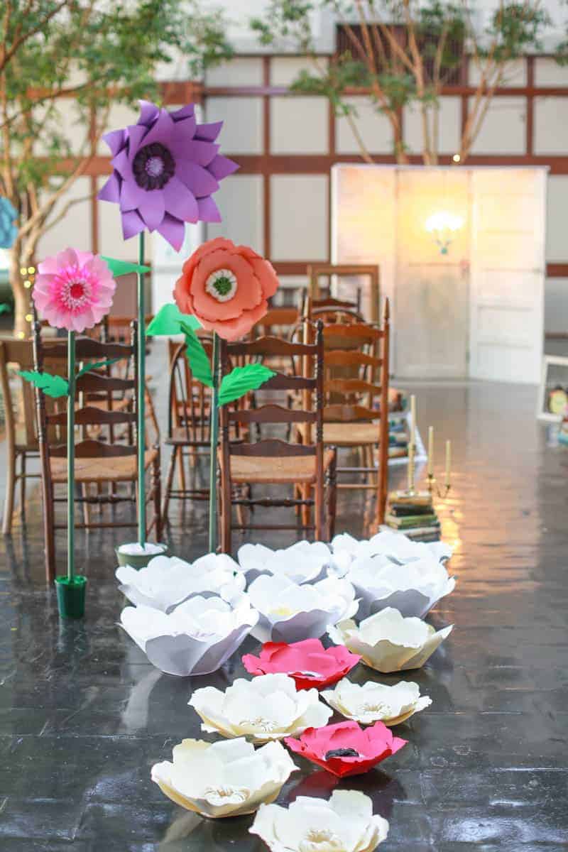 MODERN ALICE IN WONDERLAND THEMED WEDDING (1)