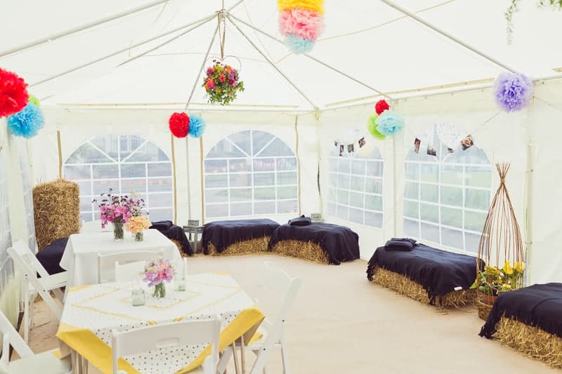 THIS CUTE DIY WEDDING IN A VILLAGE HALL IS EVERY CRAFTER'S DREAM! (22)