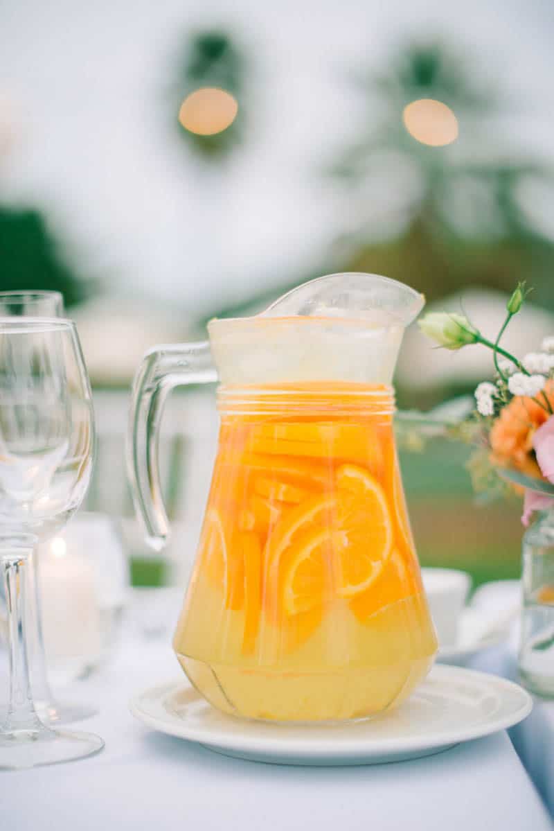 HOW TO PLAN YOUR WEDDING WHEN YOU LIVE LONG DISTANCE. A CITRUS THEMED WEDDING IN THE IBIZIAN COUNTRYSIDE (28)