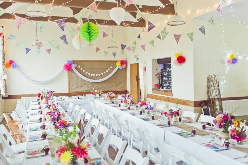 THIS-CUTE-DIY-WEDDING-IN-A-VILLAGE-HALL-IS-EVERY-CRAFTERS-DREAM-17