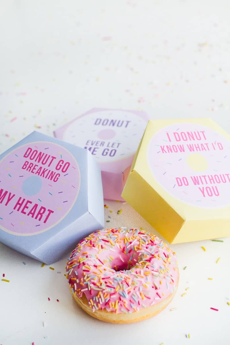 DIY-donut-boxes-free-printable-National-Donut-Day