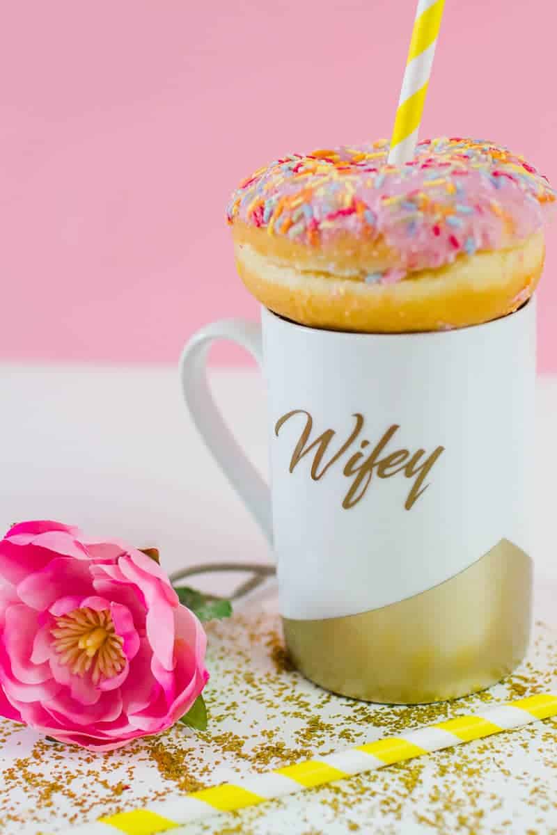 DIY Wifey Hubby mugs metallic gold bronze geometric bride grrom homemade gift idea cricut_-9