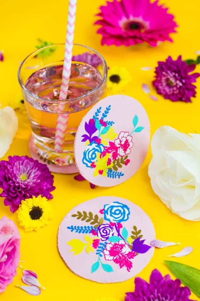 DIY FLORAL COASTERS FOR YOUR TABLE DECOR OR WEDDING FAVOURS! Bespoke
