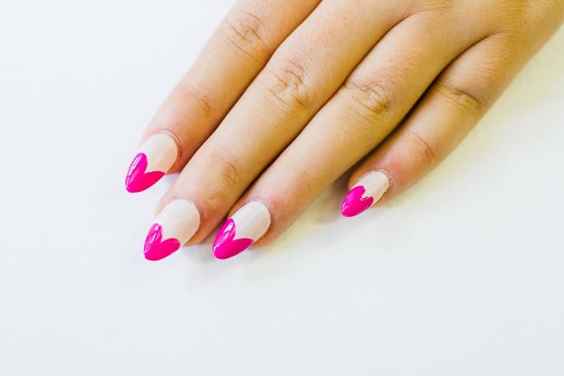 DIY Heart Manicure Pink Nail Design Cute valentines love flirty fun heart shaped nail art-3