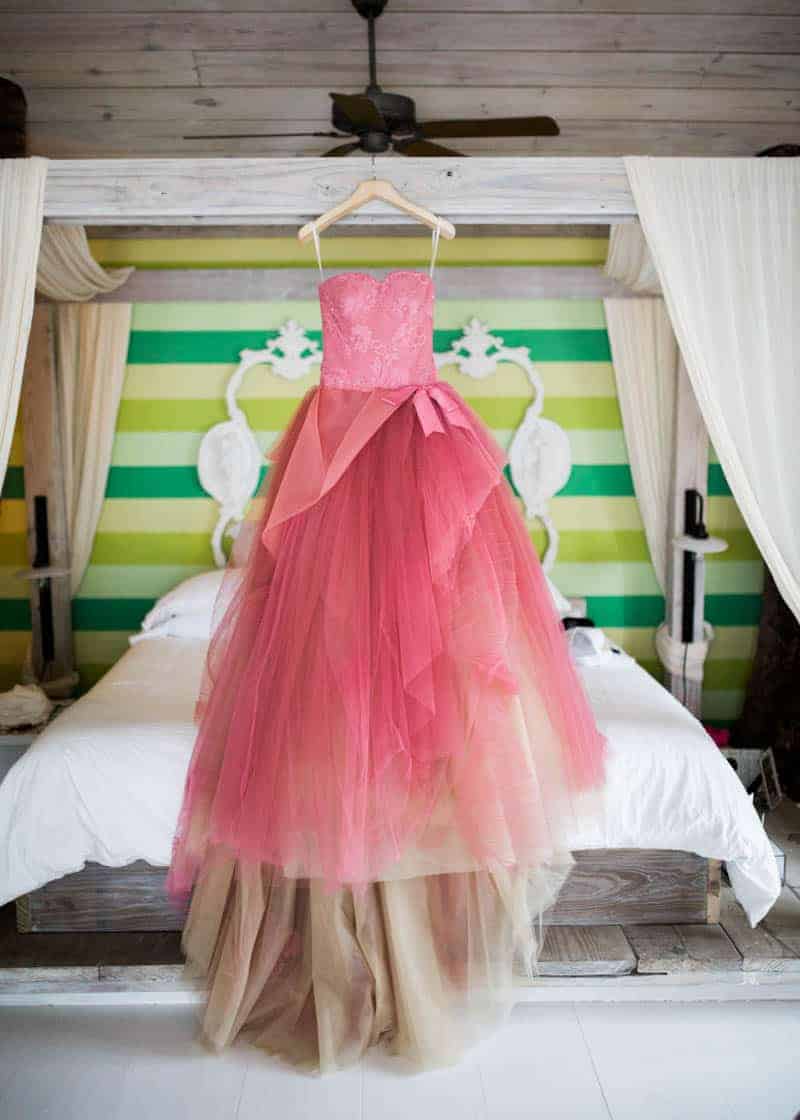 REAL LIFE CINDERELLA FAIRY TALE WEDDING IN THE BAHAMAS WITH A PINK VERA WANG DRESS (17)