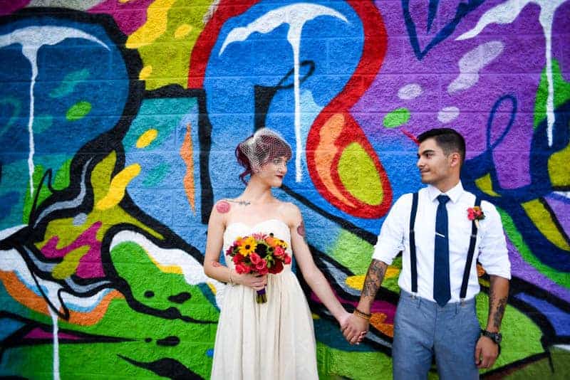 rock-roll-elopement-with-chicagos-colorful-wall-murals-10