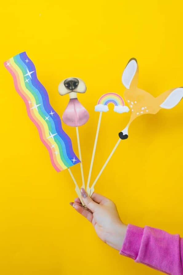 FREE PRINTABLE PHOTOBOOTH SNAPCHAT PROPS FOR YOUR WEDDING! | Bespoke ...
