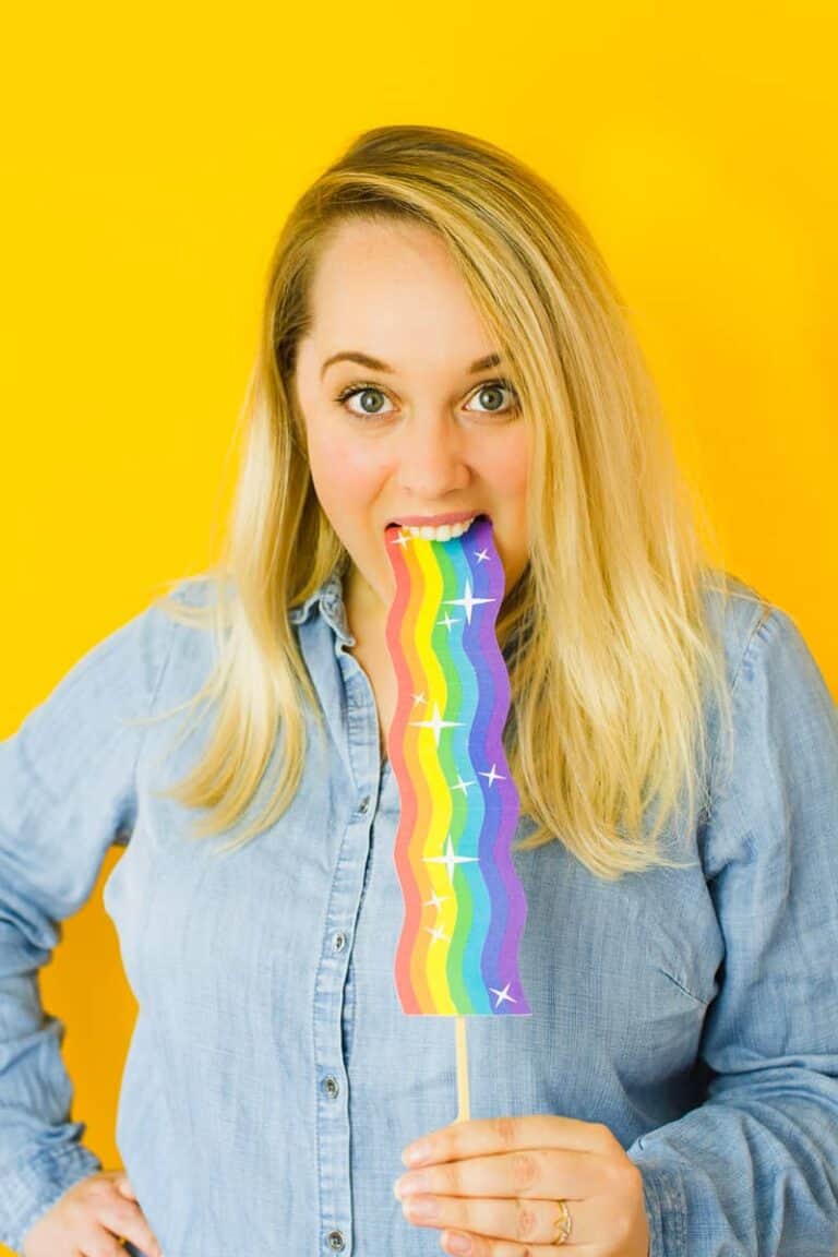 FREE PRINTABLE PHOTOBOOTH SNAPCHAT PROPS FOR YOUR WEDDING! | Bespoke ...