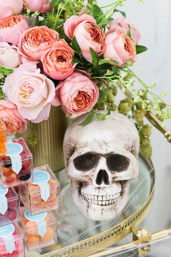 10 COLOURFUL HALLOWEEN DIYS YOU NEED TO MAKE! - Halloween Candy Cart Sugarandcharm