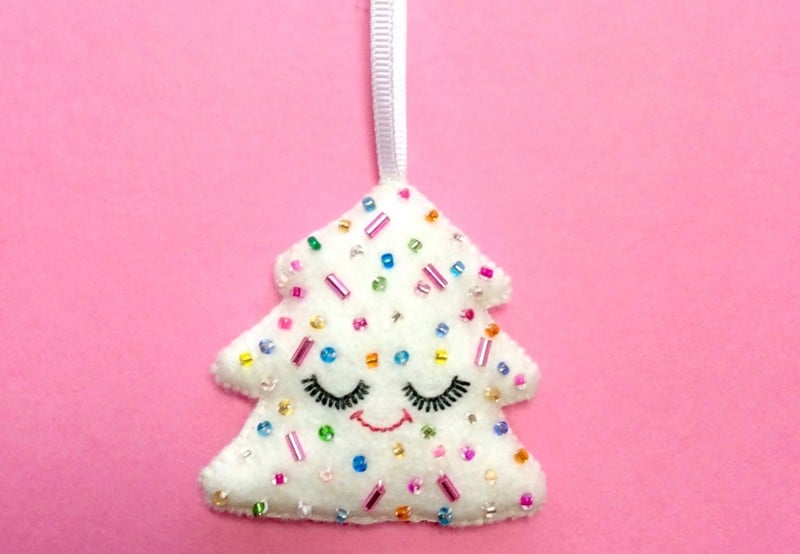 cute-christmas-tree-hanging-decor