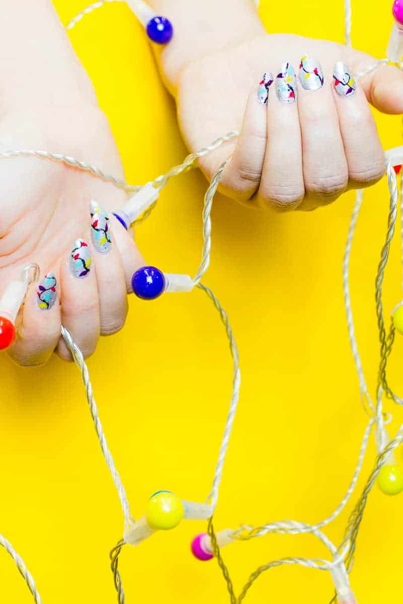 christmas-light-nails-manicure-mani-festive-colourful-xmas-silver_-5