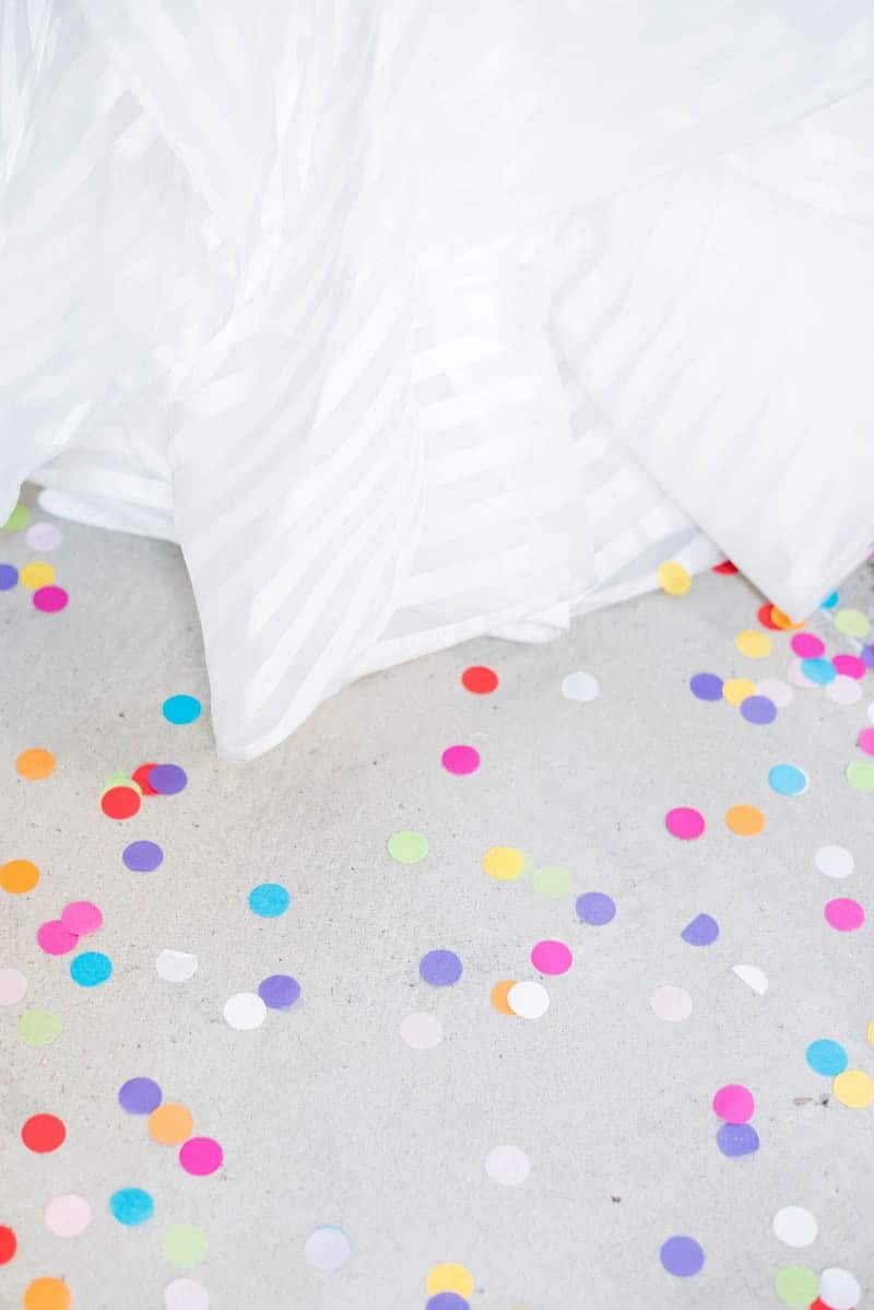 vibrant-artist-inspired-wedding-in-brooklyns-hottest-new-venue-33