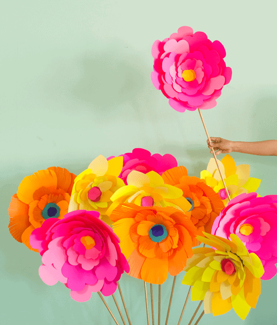 Giant Paper Flower for a DIY Wedding Backdrop - Craft Tutorial – Smile  Mercantile Craft Co.